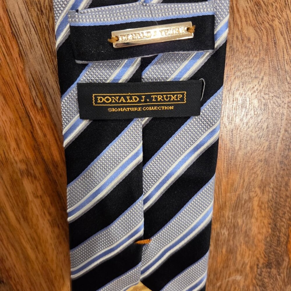 Donald J. Trump Signature Collection Black/Silver/Blue Stripe XL Silk Tie